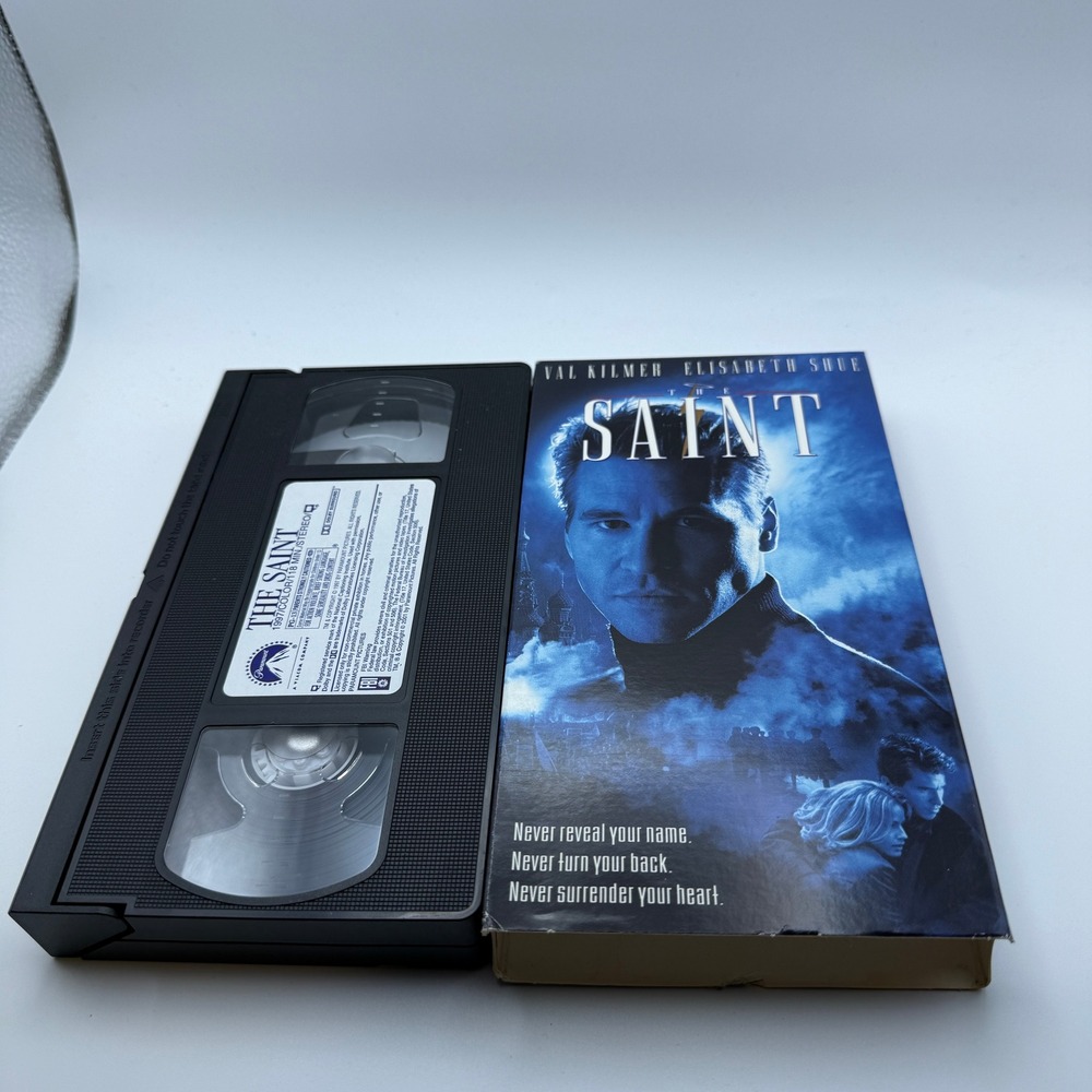 The Saint VHS 1997 Val Kilmer Elisabeth Shue Paramount Pictures Spy Thriller